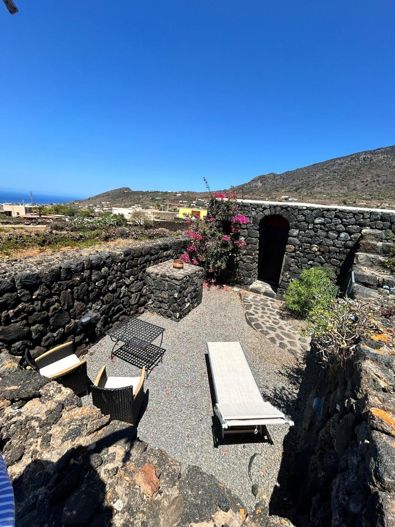 Dammuso - La Piccola Giara - Villa Pantelleria Exterior foto